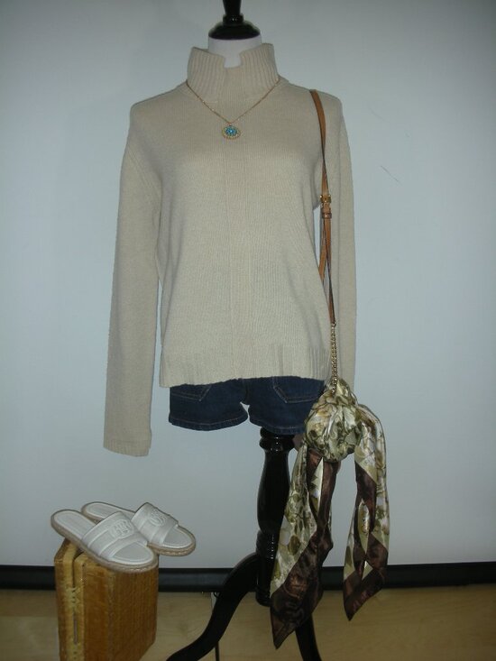Inhabit Sweaters - Inhabit 100% Cashmere Cream Turtleneck Sweater L Quiet Luxury Minimalist